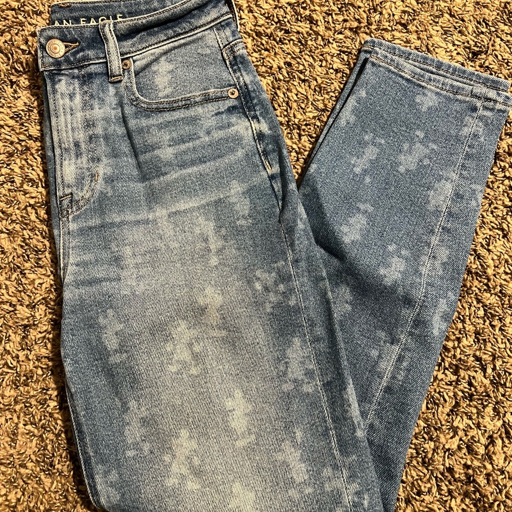 Limited Edition American Eagle X Disney Mom Jeans